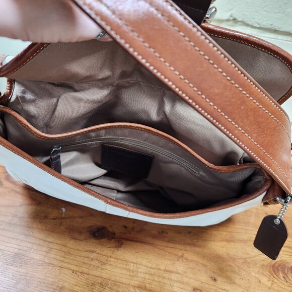 Coach Soho Pebbled White Leather Shoulder Bag - Picture 12 of 14